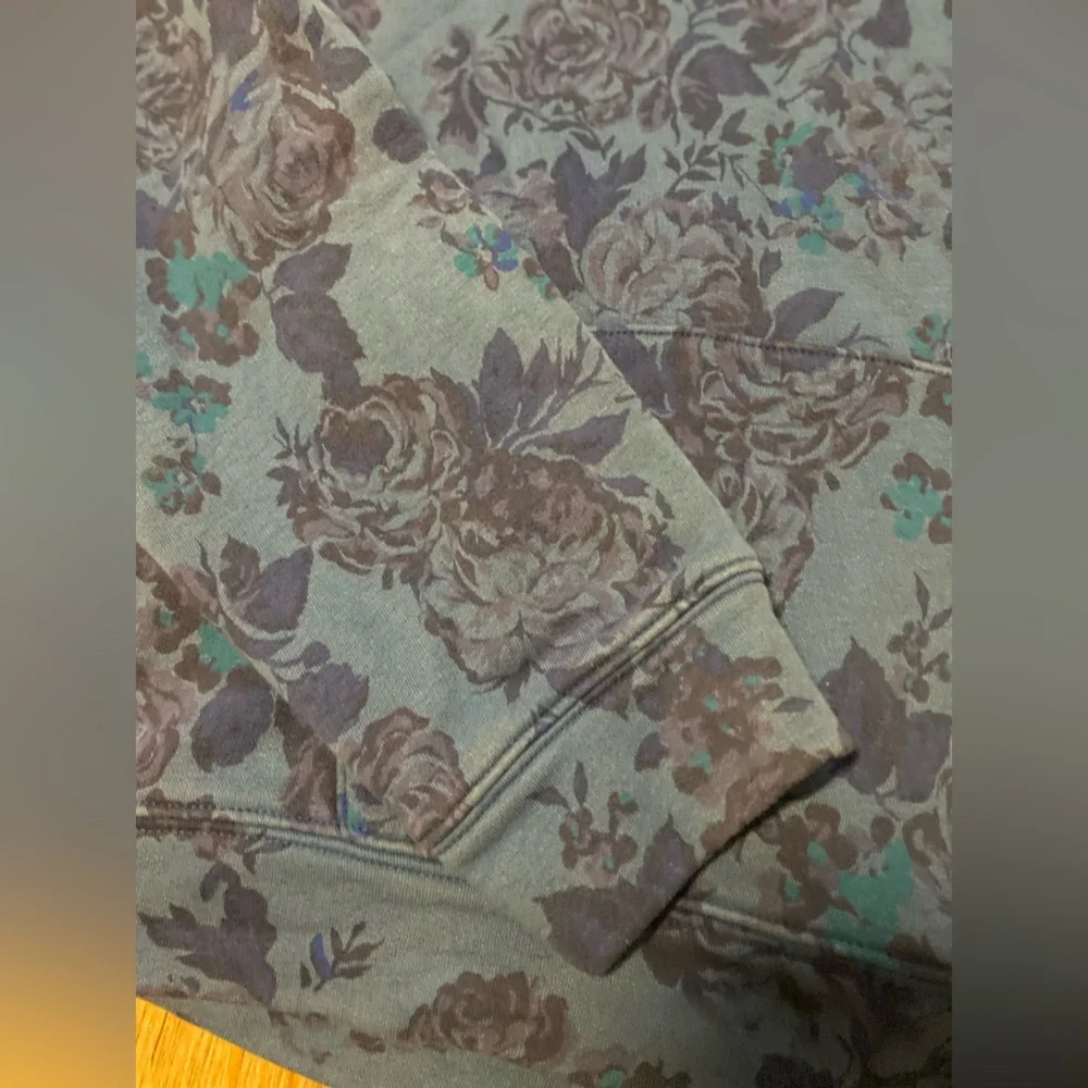 Old Navy Blue Vintage Floral Pull-Over Hoodie